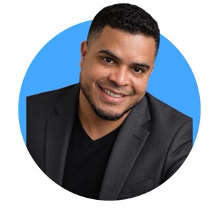 Mario Pérez Edwards, fundador de UnikPrompt